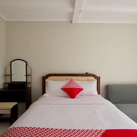 Capital O 3359 Pondok Wisata Jaden Trawas Mojokerto Екстериор снимка