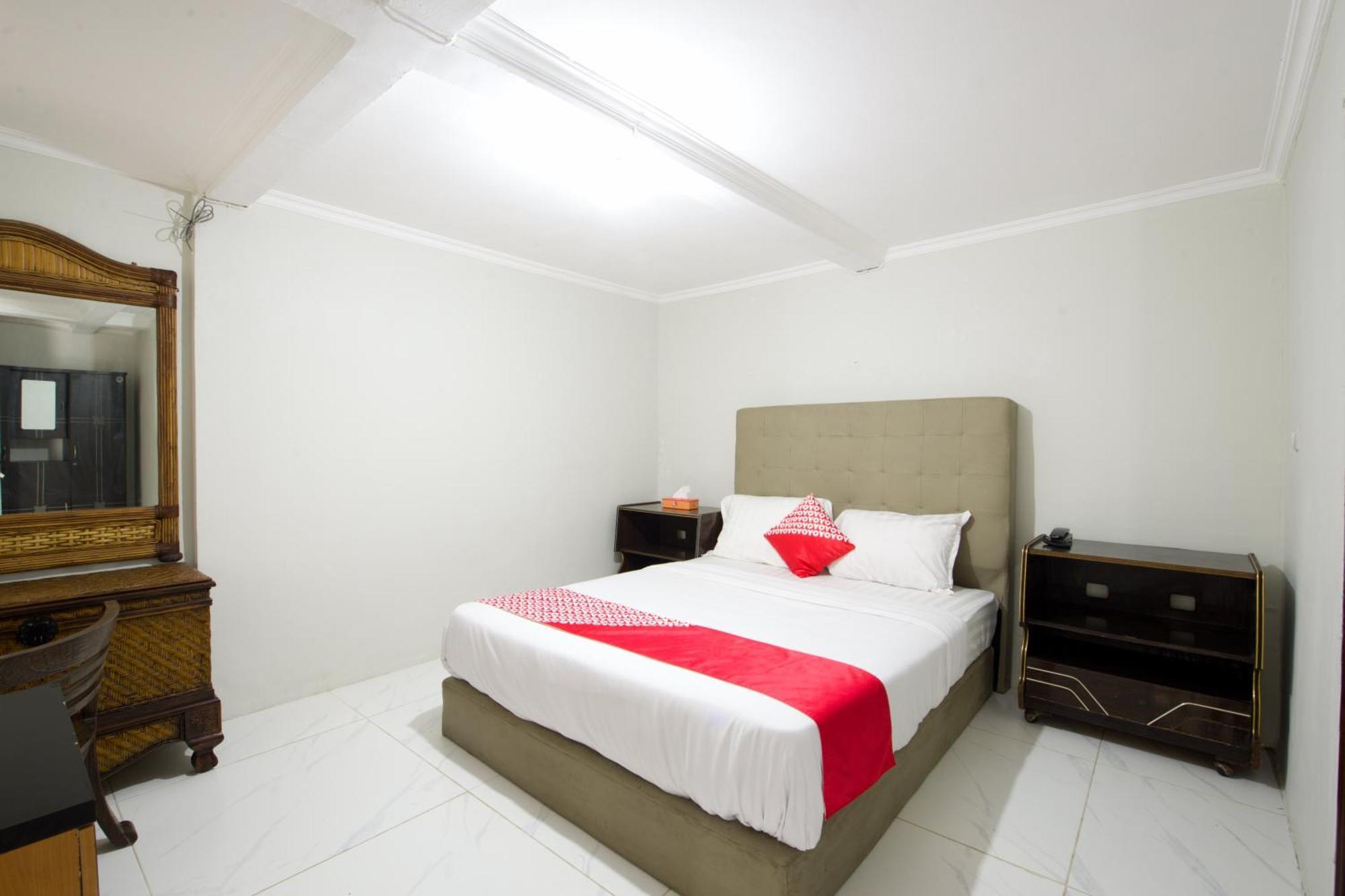 Capital O 3359 Pondok Wisata Jaden Trawas Mojokerto Екстериор снимка